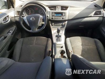 Zdjęcie 8 z 12 samochodu: 2015 NISSAN SENTRA S VIN:3N1AB7AP2FY326094 - miniatura
