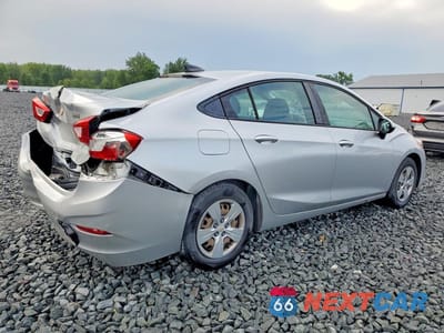 Trzecie zdjęcie samochodu z tyłu: 2018 CHEVROLET CRUZE LS VIN:1G1BC5SM6J7221469 - miniatura