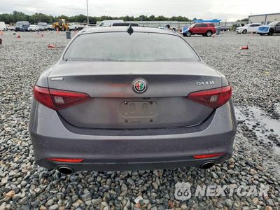 Zdjęcie 6 z 12 samochodu: 2018 ALFA ROMEO GIULIA TI VIN:ZARFAECN4J7592156 - miniatura