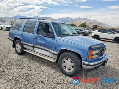 Czwarte zdjęcie samochodu z boku: 1995 GMC YUKON VIN:1GKEK13K8SJ743137 - miniatura