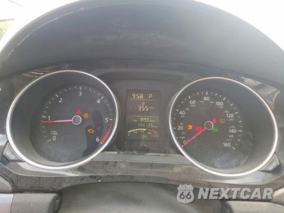 Zdjęcie 9 z 12 samochodu: 2015 VOLKSWAGEN JETTA TDI VIN:3VWLA7AJ5FM250122 - miniatura