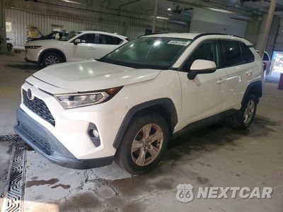 2020 TOYOTA RAV4 XLE 2T3W1RFV0LC035721 - główne zdjęcie licytacji z USA - miniatura
