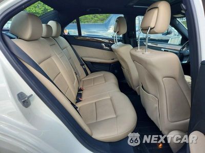 Zdjęcie 10 z 12 samochodu: 2010 MERCEDES-BENZ E 350 4MATIC VIN:WDDHF8HB3AA095628 - miniatura