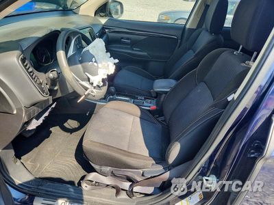 Zdjęcie 7 z 13 samochodu: 2020 MITSUBISHI OUTLANDER ES VIN:JA4AD2A39LZ011098 - miniatura