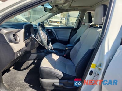 Zdjęcie 7 z 14 samochodu: 2016 TOYOTA RAV4 XLE VIN:2T3WFREV6GW265626 - miniatura
