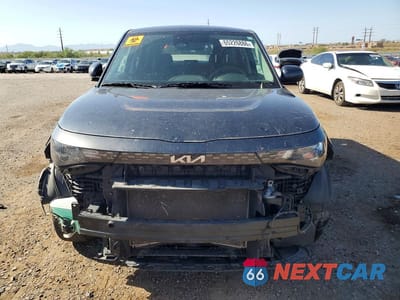 Piąte zdjęcie samochodu w środku: 2024 KIA SOUL LX VIN:KNDJ23AUXR7241019 - miniatura