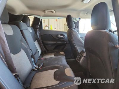 Zdjęcie 11 z 14 samochodu: 2016 JEEP CHEROKEE SPORT VIN:1C4PJLAB7GW287745 - miniatura
