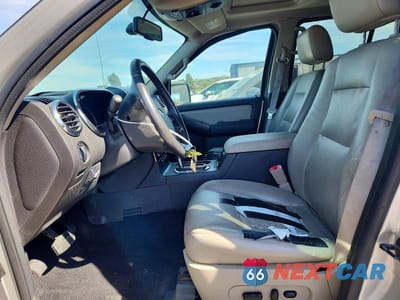 Zdjęcie 7 z 13 samochodu: 2008 FORD EXPLORER XLT VIN:1FMEU63868UA36676 - miniatura