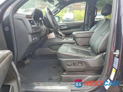 Zdjęcie 7 z 13 samochodu: 2023 CHEVROLET SUBURBAN C1500 PREMIER VIN:1GNSCFKD8PR552684 - miniatura