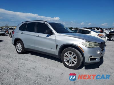 Czwarte zdjęcie samochodu z boku: 2015 BMW X5 XDRIVE35I VIN:5UXKR0C50F0P07760 - miniatura