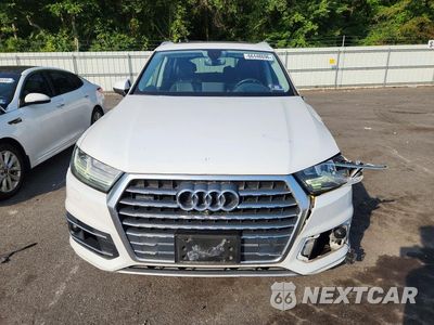 Piąte zdjęcie samochodu w środku: 2019 AUDI Q7 PRESTIGE VIN:WA1VAAF74KD039807 - miniatura
