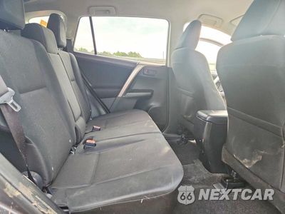 Zdjęcie 11 z 14 samochodu: 2018 TOYOTA RAV4 LE VIN:JTMBFREV2JJ259570 - miniatura