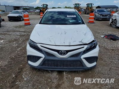 Piąte zdjęcie samochodu w środku: 2021 TOYOTA CAMRY SE VIN:4T1G11AK8MU481255 - miniatura