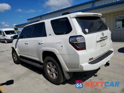 Drugie zdjęcie samochodu z przodu: 2019 TOYOTA 4RUNNER SR5 VIN:JTEBU5JR9K5645416 - miniatura