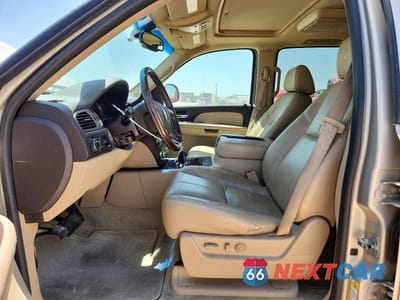 Zdjęcie 7 z 14 samochodu: 2007 GMC YUKON XL DENALI VIN:1GKFK66877J352408 - miniatura
