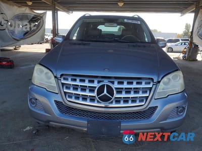 Piąte zdjęcie samochodu w środku: 2010 MERCEDES-BENZ ML 350 VIN:4JGBB5GB0AA602623 - miniatura
