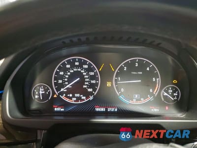 Zdjęcie 9 z 13 samochodu: 2015 BMW X5 XDRIVE35D VIN:5UXKS4C50F0N07828 - miniatura