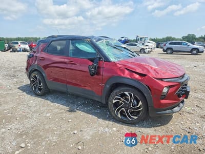 Czwarte zdjęcie samochodu z boku: 2025 CHEVROLET TRAILBLAZER RS VIN:KL79MTSL6SB097973 - miniatura