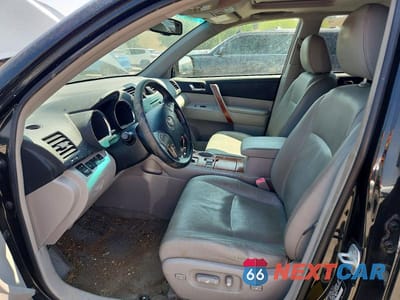 Zdjęcie 7 z 13 samochodu: 2008 TOYOTA HIGHLANDER LIMITED VIN:JTEES42A682105196 - miniatura