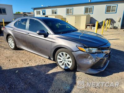 Czwarte zdjęcie samochodu z boku: 2019 TOYOTA CAMRY L VIN:4T1B11HK3KU180325 - miniatura