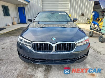 Piąte zdjęcie samochodu w środku: 2022 BMW 530 I VIN:WBA53BH08NCK18803 - miniatura