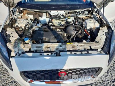 Zdjęcie 12 z 14 samochodu: 2019 JAGUAR E-PACE S VIN:SADFJ2FX8K1Z35095 - miniatura