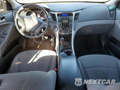 Zdjęcie 8 z 12 samochodu: 2011 HYUNDAI SONATA GLS VIN:5NPEB4AC4BH184459 - miniatura