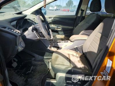 Zdjęcie 7 z 14 samochodu: 2016 FORD ESCAPE SE VIN:1FMCU9GX7GUA02142 - miniatura