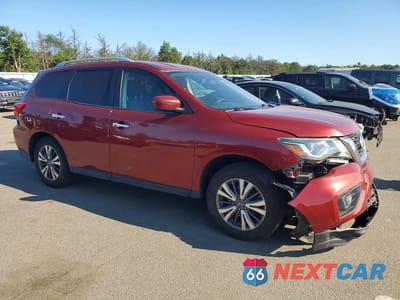 Czwarte zdjęcie samochodu z boku: 2017 NISSAN PATHFINDER S VIN:5N1DR2MM6HC692447 - miniatura