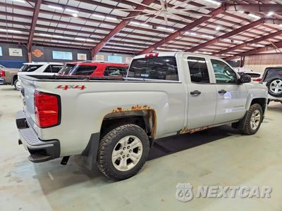 Trzecie zdjęcie samochodu z tyłu: 2016 CHEVROLET SILVERADO K1500 VIN:1GCVKNEC6GZ167274 - miniatura