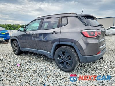 Drugie zdjęcie samochodu z przodu: 2018 JEEP COMPASS LATITUDE VIN:3C4NJCBB3JT318315 - miniatura