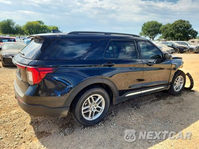 Trzecie zdjęcie samochodu z tyłu: 2025 FORD EXPLORER ACTIVE VIN:1FMUK7DHXSGA49944 - miniatura