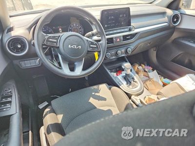 Zdjęcie 8 z 13 samochodu: 2024 KIA FORTE LXS VIN:3KPF24AD1RE730260 - miniatura