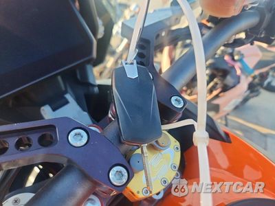 Zdjęcie 8 z 9 samochodu: 2017 KTM 1290 SUPER ADVENTURE R VIN:VBKV59403HM959000 - miniatura