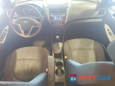 Zdjęcie 8 z 12 samochodu: 2016 HYUNDAI ACCENT SE VIN:KMHCT5AE0GU286832 - miniatura