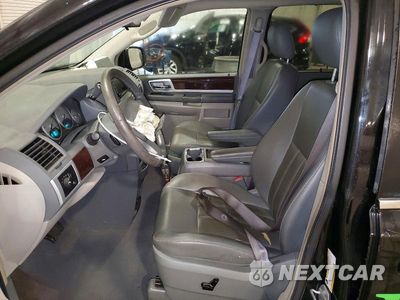 Zdjęcie 7 z 13 samochodu: 2010 CHRYSLER TOWN & COUNTRY TOURING VIN:2A4RR5DX7AR128139 - miniatura