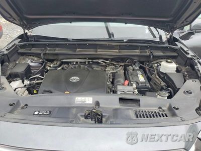 Zdjęcie 12 z 13 samochodu: 2022 TOYOTA HIGHLANDER LE VIN:5TDBZRBH8NS254548 - miniatura