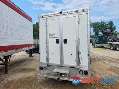 Zdjęcie 6 z 13 samochodu: 2020 GMC SAVANA BOX - BOX TRUCK VIN:1GD07RFG0L1139642 - miniatura