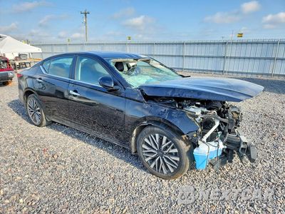 Czwarte zdjęcie samochodu z boku: 2024 NISSAN ALTIMA SV VIN:1N4BL4DW6RN303280 - miniatura