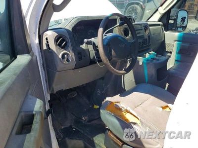 Zdjęcie 8 z 12 samochodu: 2010 FORD ECONOLINE E350 SUPER DUTY CUTAWAY VAN VIN:1FDSE3FL1ADA08871 - miniatura