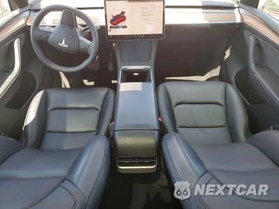 Zdjęcie 8 z 13 samochodu: 2024 TESLA MODEL Y VIN:7SAYGDED4RF163110 - miniatura