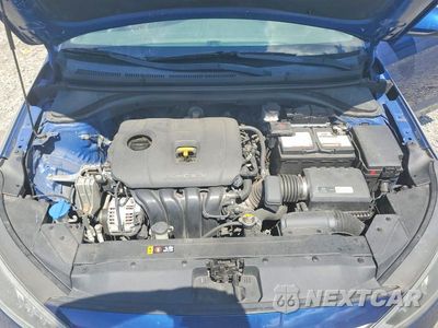 Zdjęcie 11 z 12 samochodu: 2019 HYUNDAI ELANTRA SEL VIN:5NPD84LF0KH470049 - miniatura