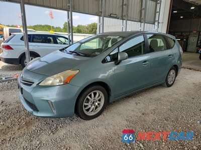 2013 TOYOTA PRIUS V TWO JTDZN3EU8D3211294 - główne zdjęcie licytacji z USA - miniatura