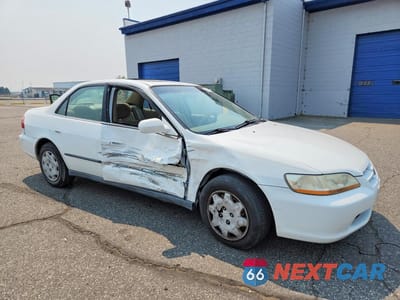 Czwarte zdjęcie samochodu z boku: 1998 HONDA ACCORD LX VIN:1HGCG5545WA057817 - miniatura