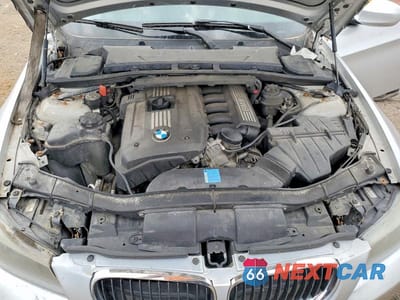Zdjęcie 11 z 12 samochodu: 2011 BMW 328 XI VIN:WBAPK7C50BF088005 - miniatura