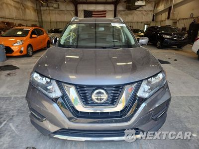 Piąte zdjęcie samochodu w środku: 2018 NISSAN ROGUE SL VIN:5N1AT2MTXJC798885 - miniatura