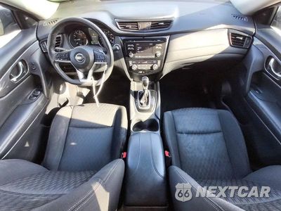 Zdjęcie 8 z 13 samochodu: 2017 NISSAN ROGUE SV VIN:KNMAT2MT1HP565274 - miniatura