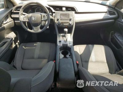Zdjęcie 8 z 12 samochodu: 2019 HONDA CIVIC LX VIN:19XFC2F67KE025299 - miniatura