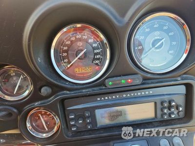 Zdjęcie 7 z 8 samochodu: 2011 HARLEY-DAVIDSON FLHTK VIN:1HD1KEM17BB637889 - miniatura