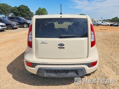 Zdjęcie 6 z 14 samochodu: 2012 KIA SOUL BASE VIN:KNDJT2A50C7396377 - miniatura